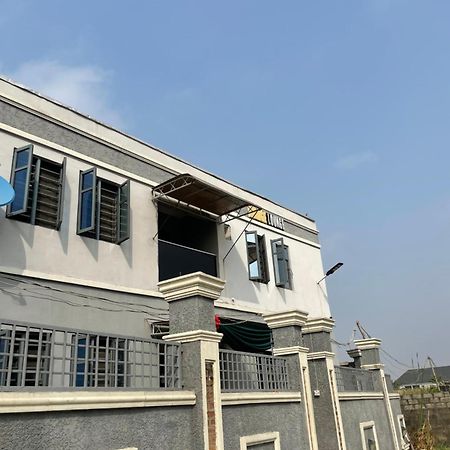 Mirage Lounge Hotel Aja Exterior photo